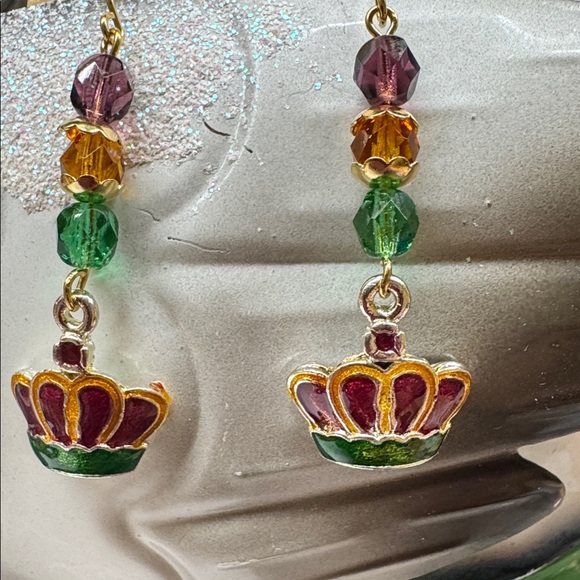Mardi Gras Crown Drop Earrings with Multicolor Beads 2/$22 - Picture 3 of 7